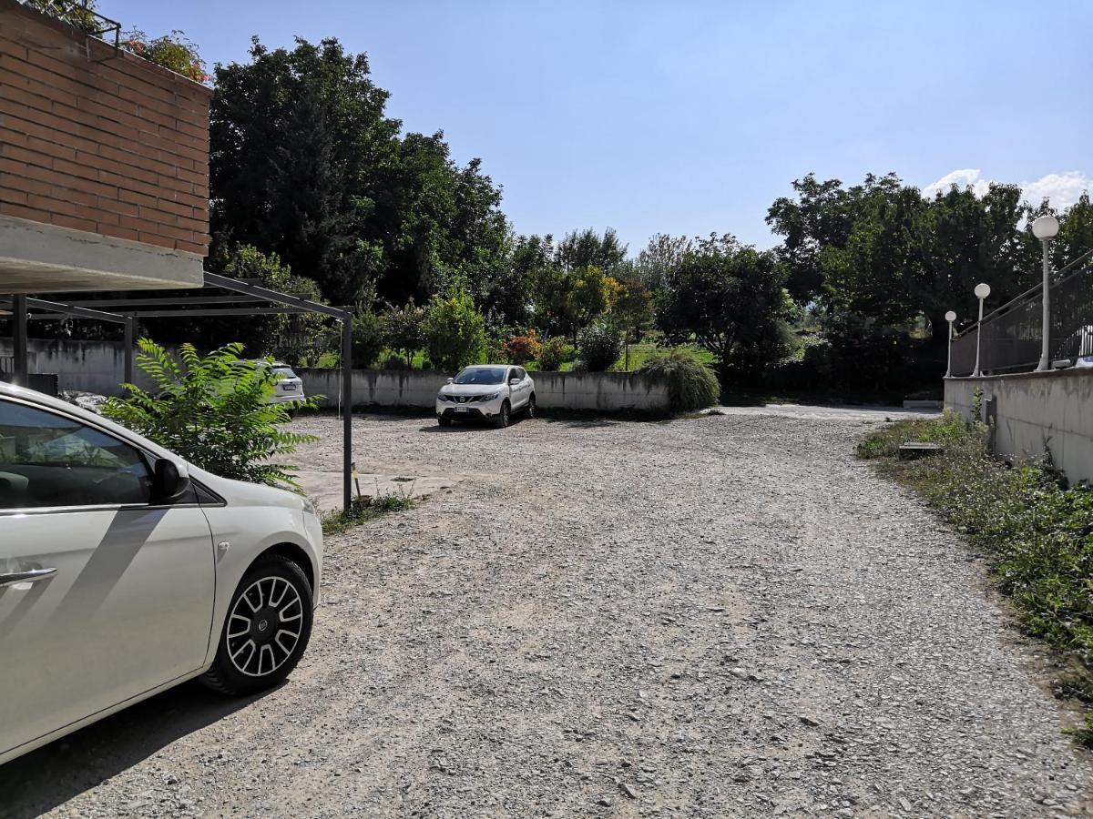 Ferienwohnung La Mansardina Sulmona Exterior foto