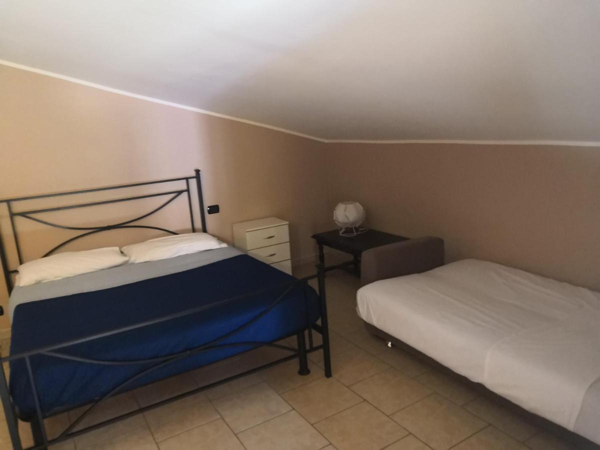 Ferienwohnung La Mansardina Sulmona Exterior foto